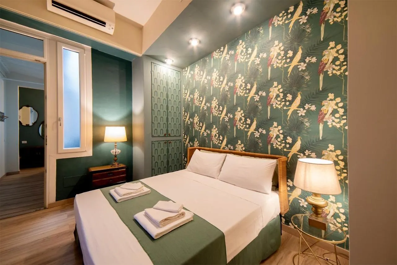 Apartment Romantica Residenza Sull'Arno Florence Italy